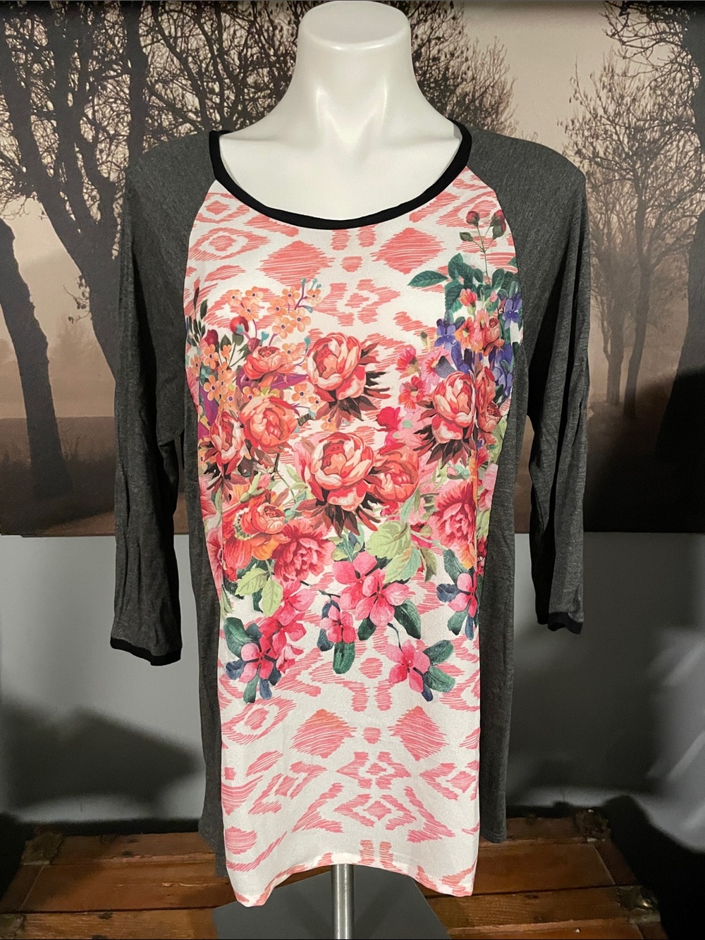 Neiman Marcus Pink Floral Panel with Charcoal Sleeves - XL